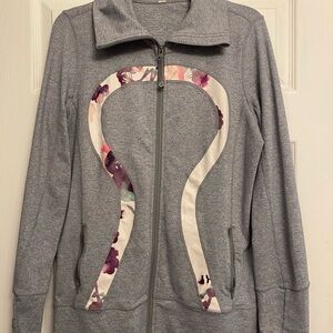 LULULEMON JACKET SIZE 10